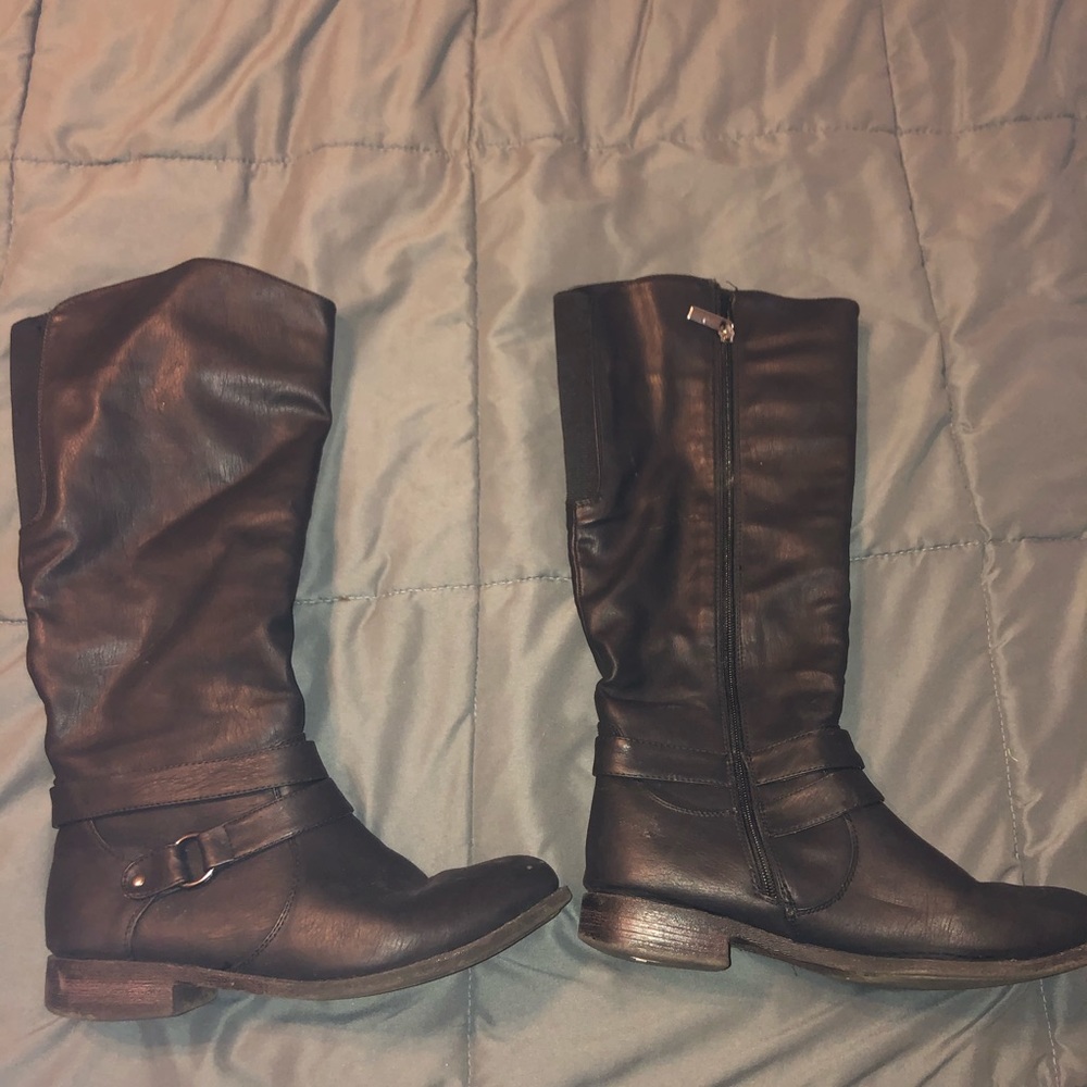 Knee-high wide calf winter boots